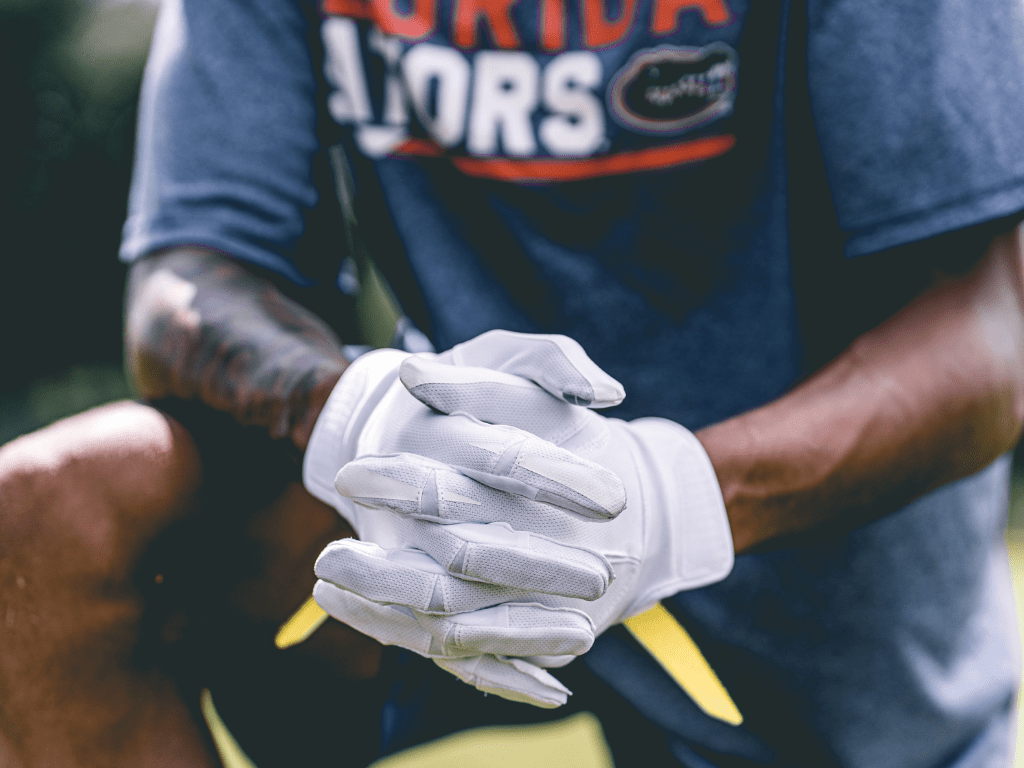 Football cheap gloves 2019