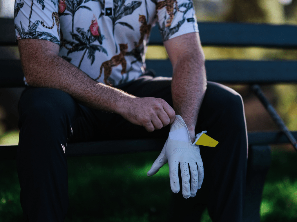 To know when you need to change your golf glove, you have to look at your glove first